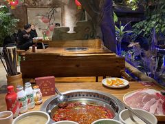 -城墙拐拐火锅(三峡广场黑金冠店)