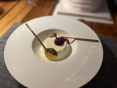 -MONICH牛排融合餐厅(和义大道购物中心店)