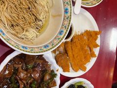 -金杨拉面王小吃面馆·牛三宝面·红烧牛肉粉