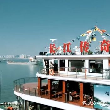 这里是南京重要的港口，自2020年起，幕燕滨江风光带