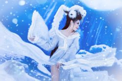 -九月鹰飞汉服摄影工作室