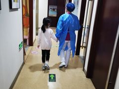 -瑞尔齿科(东方广场诊所)