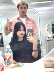 -Tloml salon
