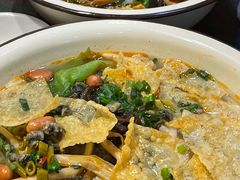 -丽丽三鲜螺蛳粉(田林路店)