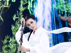 -九月鹰飞汉服摄影工作室