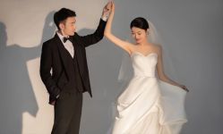 -喜爱高定婚纱摄影