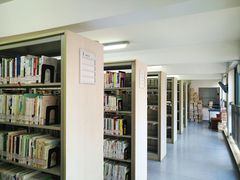 -上海市静安区图书馆(新闸路馆)