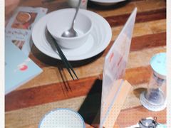 -蜜桃餐厅·伴山(湖滨商业街店)