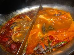 -湊湊火锅·茶憩(杭州湖滨银泰in77店)