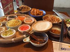 -包整·丝娃娃(一览甲秀楼风景店)