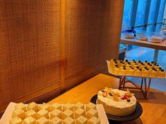 -上海龙之梦万丽酒店