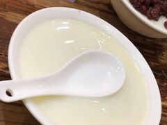 驰名双皮奶-沙湾姜埋奶(兴新包店)