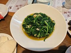 -黄泥岗·地道湖北菜(奥特莱斯店)