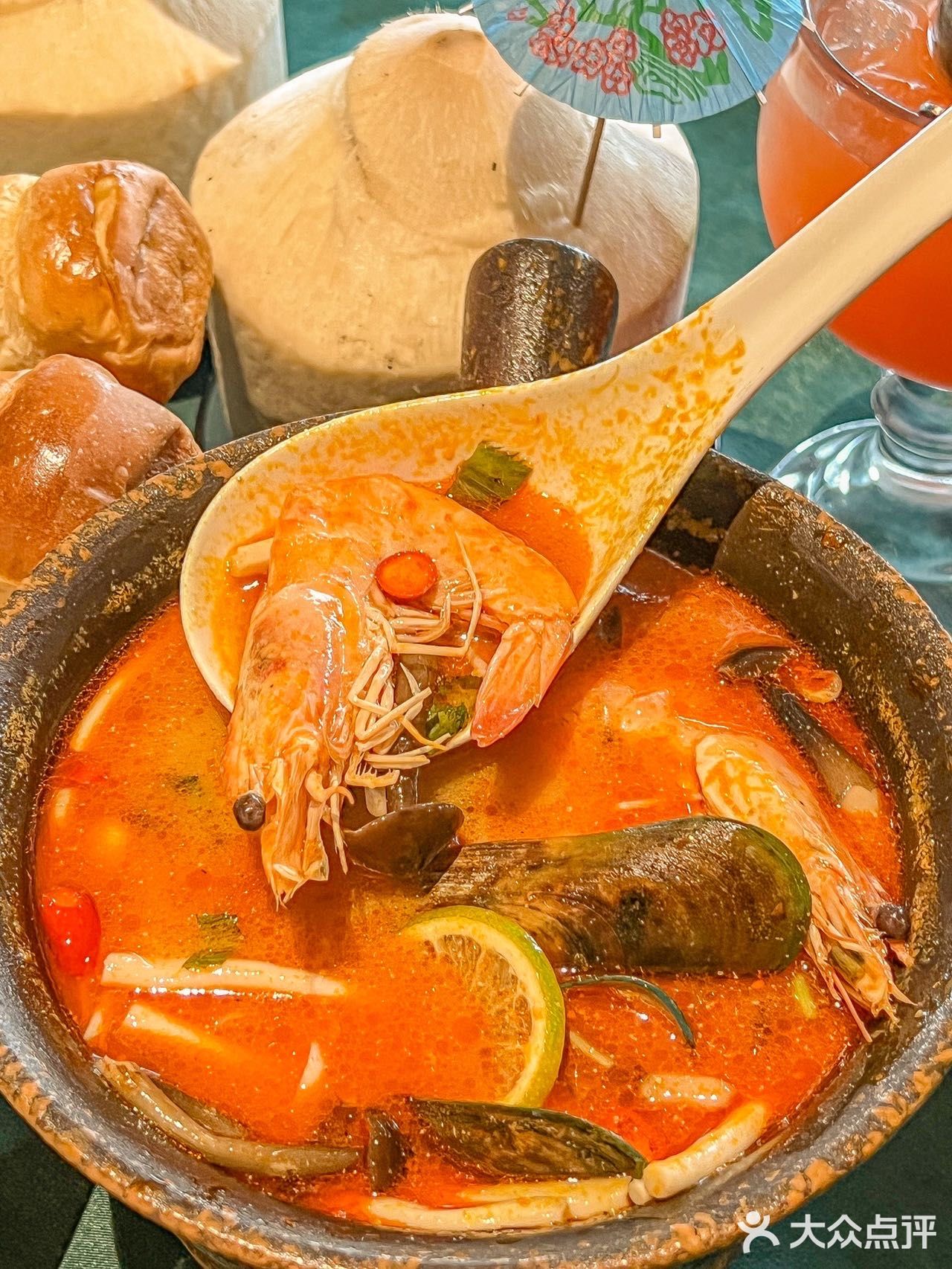 一直都对这道菜情有独钟，里面有20多种泰国当地的调料