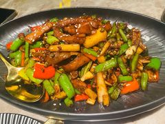 霸道尖椒肥肠-黄晓猫剁椒大鱼头(海岸城店)