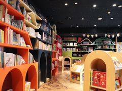 -钟书阁(珍园店)