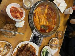 -喇喇排骨火锅·传统韩式脊骨汤(望京西园总店)