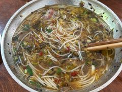 -胡记牛杂粉
