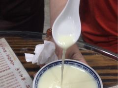 姜撞奶-周大娘牛乳(旧寨古村总店)