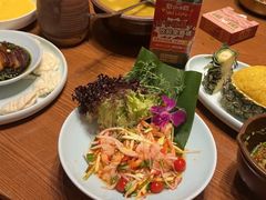 -老滇山寨•云南特色菜•地方菜•民族风情歌舞表演(金碧店)