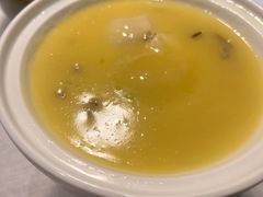 酸辣野米烩花胶-悦融·京鲁菜·露台花园(安定门店)
