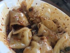 -继红顺河抄手名小吃