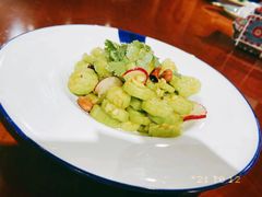 -伊带伊路新疆美食府(呼家楼店)