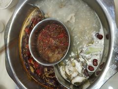 -重庆乡水源火锅(谷埠店)