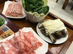 -满旗楼 北京烤鸭·涮羊肉火锅(武昌店)