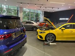 -奔驰上海利星(七宝店)