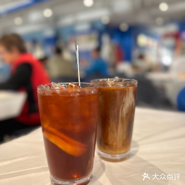 連隔離枱都聞到超香濃的胡椒味，蟹鉗超大隻又啖啖肉