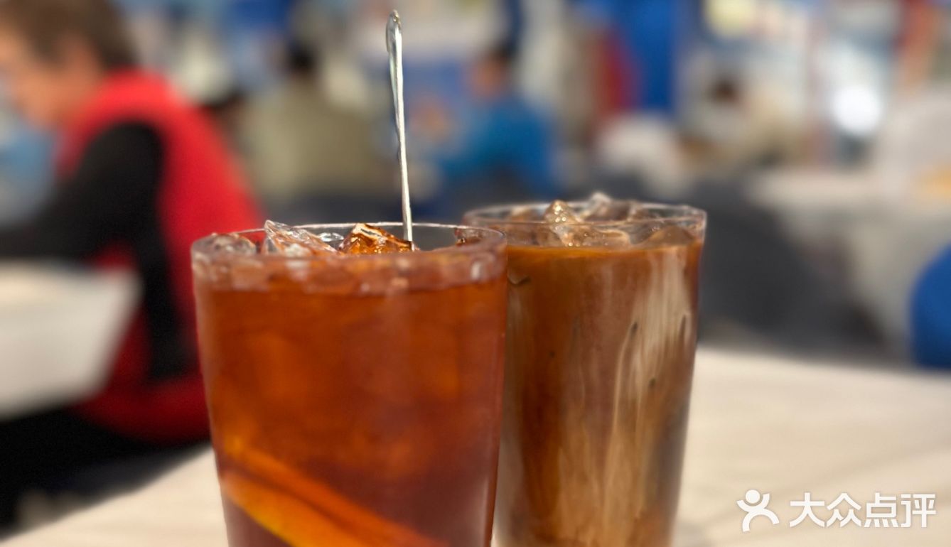 連隔離枱都聞到超香濃的胡椒味，蟹鉗超大隻又啖啖肉