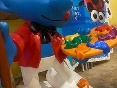 -蓝精灵乐园·世茂精灵之城主题乐园