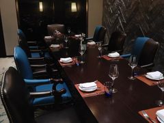 -卡佩罗意大利餐厅及酒吧Al Cappello Trattoria