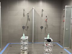 -嘻游纪儿童游泳课程中心(红博中央公园店)