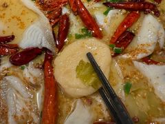 -江渔儿酸菜鱼(映月湖环宇城店)