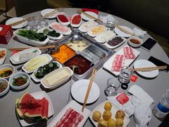 -海底捞火锅(新松江路生日主题店)
