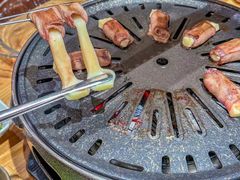 -青瓦餐厅·生鱼片·韩园烤肉(西塔店)