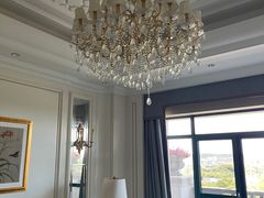 -湖北文旅洪宾红莲湖酒店