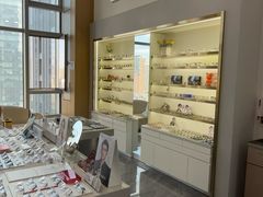 -视野联行眼镜·蔡司·控优点授权(长白万象汇店)
