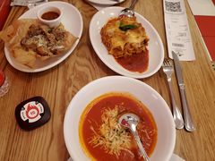 -城市大道红炉披萨烘焙坊