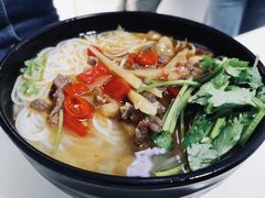 -一品郑记重庆牛肉米线馆(东泰路店)