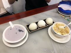 -黄师奶甜品店