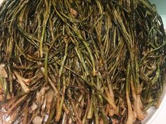 葱烤鸦片鱼头-新吉士·上海菜(浦东LCM置汇旭辉店)