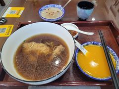 -百年老字号·观振兴蟹黄面·三虾面·苏式面(观前街富仁坊巷店)