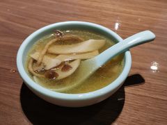 紫砂土鸡汤-有红鸡毛店·川菜(建设路店)