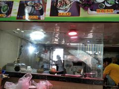 -荣记煲仔饭(高庙路店)