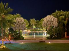 -三亚湾海居铂尔曼度假酒店