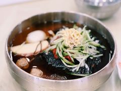 -服务大楼冷面(延大店)