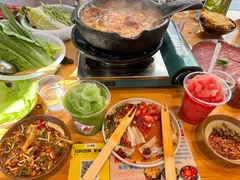 -黔二妞地摊火锅(龙华清湖店)